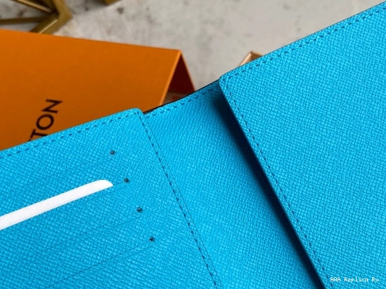 AAA Pruses Bags VUITTON PASSPORT COVER LOUIS 0806